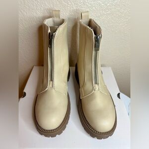 Sonoma Goods for Life Women's Style YURI Color TAN Size 6.5